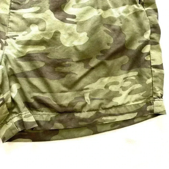 Sanctuary Social Standard Camo Elastic Highrise Pocket Soft Board Shorts Size M - Picture 4 of 12